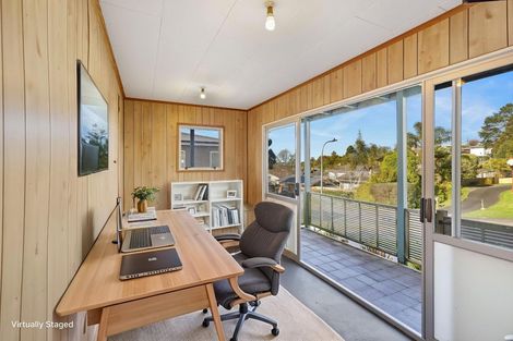 Photo of property in 1/3 Glenvale Place, Totara Vale, Auckland, 0629