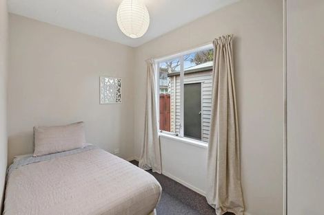 Photo of property in 2/24a Croziers Road, St Albans, Christchurch, 8052