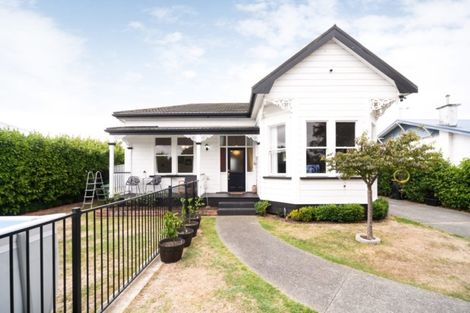 Photo of property in 11 Limbrick Street, Terrace End, Palmerston North, 4410