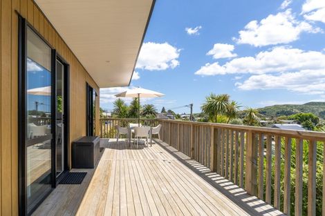 Photo of property in 37 Long Street, Raglan, 3225