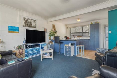Photo of property in 2/18 May Street, Mount Maunganui, 3116