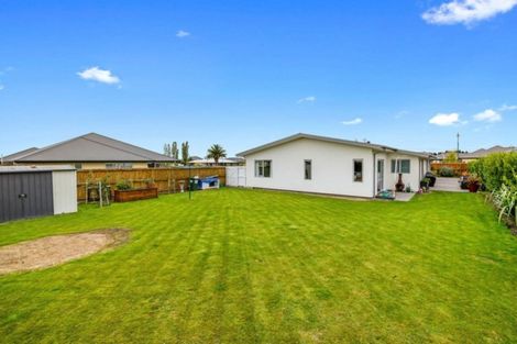 Photo of property in 4 Huntingdon Drive, Rangiora, 7400