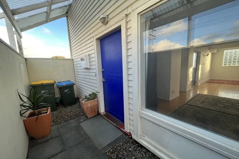 Photo of property in 24 Steyne Avenue, Plimmerton, Porirua, 5026