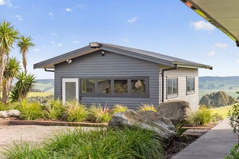 Photo of property in 511 Kiwitahi Road, Helensville, 0875