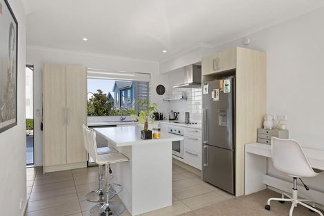 Photo of property in 6 Shelduck Way, Hobsonville, Auckland, 0616