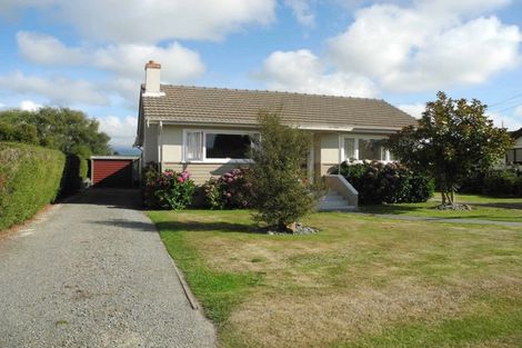 Photo of property in 8 Moorhouse Street, Waimate, 7924