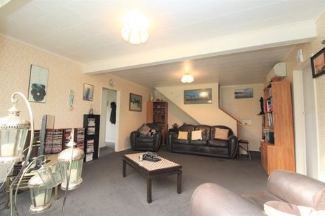 Photo of property in 10 Futter Street, Foxton, 4814