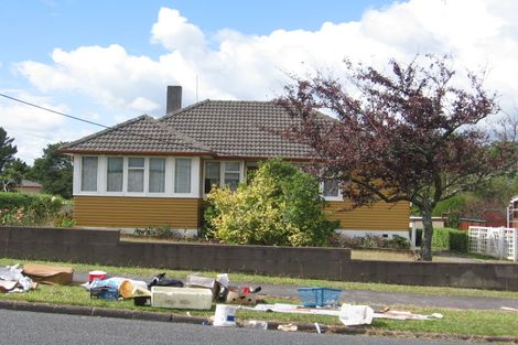 Photo of property in 47 Kelwyn Road, Kelston, Auckland, 0602