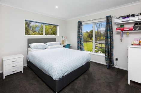 Photo of property in 65 Mount Marua Way, Timberlea, Upper Hutt, 5018