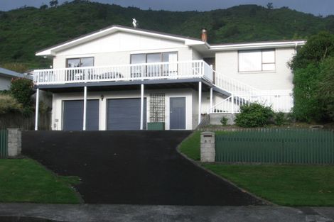Photo of property in 85 Huia Street, Waikanae, 5036