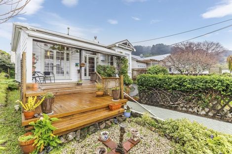 Photo of property in 87 Standen Street, Karori, Wellington, 6012