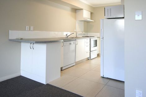 Photo of property in 214 Main South Road, Green Island, Dunedin, 9018