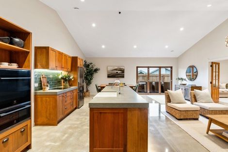 Photo of property in 2 Rich Rise, Havelock North, 4130