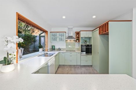 Photo of property in 4 Evans Pass Road, Sumner, Christchurch, 8081