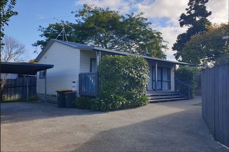 Photo of property in 51 Chatsworth Crescent, Pakuranga Heights, Auckland, 2010