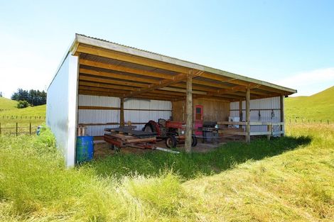 Photo of property in 30 Kawera Road, Pukehamoamoa, Hastings, 4179