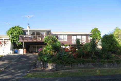 Photo of property in 54 Bruce Road, Glenfield, Auckland, 0629