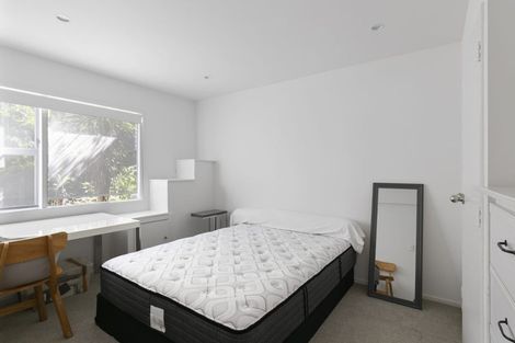 Photo of property in 8 Nadia Grove, Khandallah, Wellington, 6035