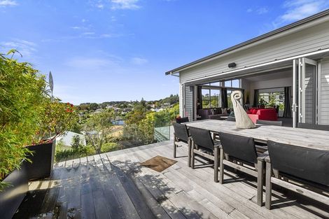 Photo of property in 86 Brougham Street, New Plymouth, 4310