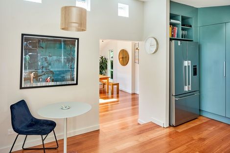 Photo of property in 1a Waitohu Road, York Bay, Lower Hutt, 5013