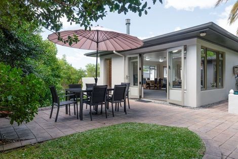 Photo of property in 10 Golf Grove, St Andrews, Hamilton, 3200