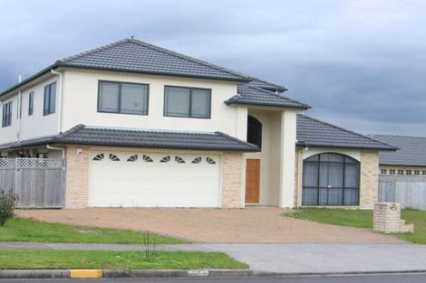 Photo of property in 50 Delmont Close, East Tamaki Heights, Auckland, 2016