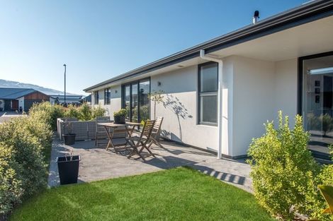 Photo of property in 33 Olds Crescent, Cromwell, 9310