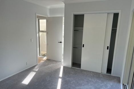 Photo of property in 36 Fowler Street, Northcote, Auckland, 0627