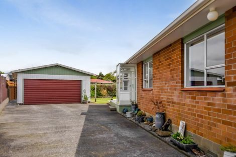 Photo of property in 2 Adrian Street, Stratford, 4332