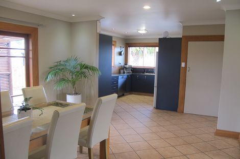 Photo of property in 222 Pakura Street, Te Awamutu, 3800