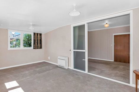 Photo of property in 27 Read Street, Levin, 5510