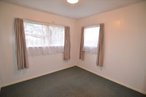 Photo of property in 1/68 Titirangi Road, New Lynn, Auckland, 0600