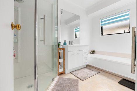 Photo of property in 25 Northmeadow Drive, Rototuna, Hamilton, 3210