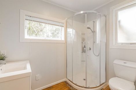 Photo of property in 4 Riverview Road, Cooks Beach, Whitianga, 3591