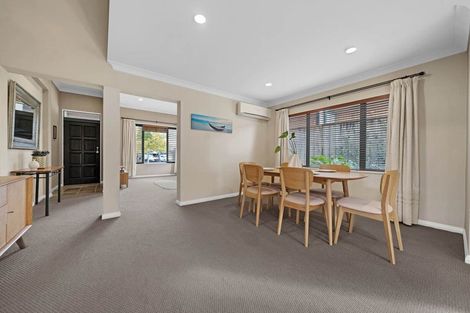 Photo of property in 11 Gordal Place, Flat Bush, Auckland, 2016
