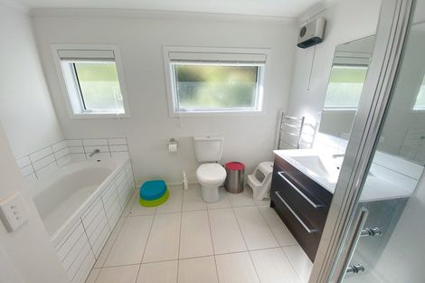 Photo of property in 44 Khouri Avenue, Karori, Wellington, 6012