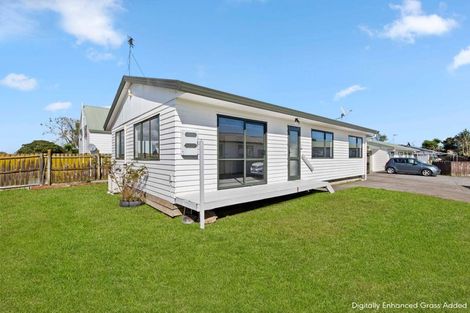 Photo of property in 28 Barneys Farm Road, Clendon Park, Auckland, 2103