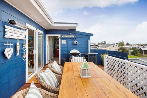 Photo of property in 7 Chaffey Street, Foxton Beach, Foxton, 4815