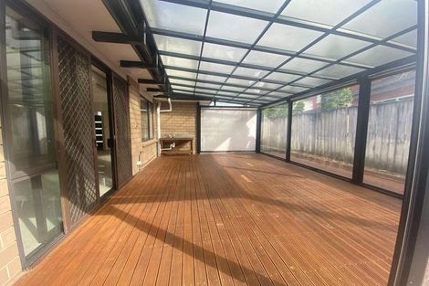 Photo of property in 23 Andy Crescent, Flat Bush, Auckland, 2016