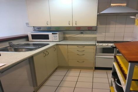 Photo of property in Terrace Heights Apartments, 5b/163 The Terrace, Wellington Central, Wellington, 6011