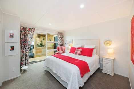 Photo of property in 165 Albert Road, Tokomaru, Palmerston North, 4474
