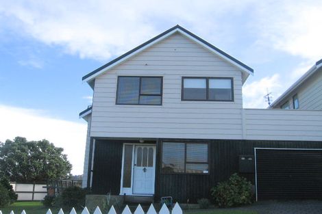 Photo of property in 94 Tweed Road, Papakowhai, Porirua, 5024