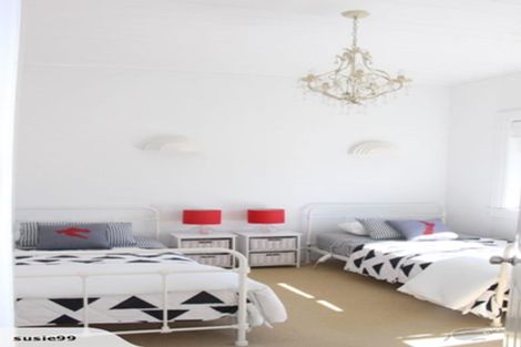 Photo of property in 12 Pendarves Street, New Plymouth, 4310