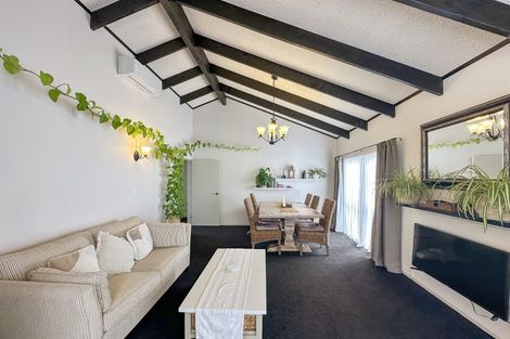 Photo of property in 8a Church Place, Whanganui, 4500