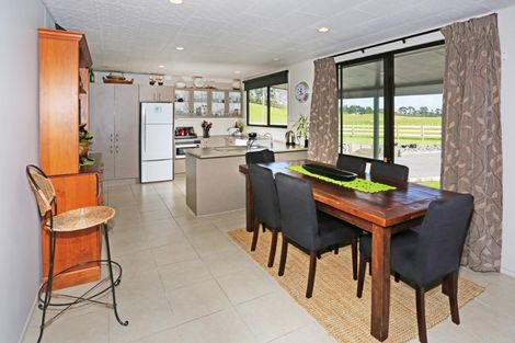 Photo of property in 110 Reid Road, Glenbrook, Waiuku, 2681