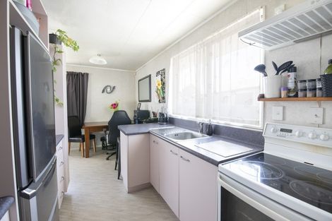 Photo of property in 16/2 Perry Crescent, Greenmeadows, Napier, 4112