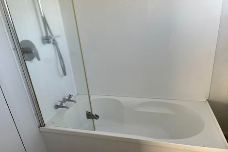 Photo of property in 8a Wainui Road, Waiwhetu, Lower Hutt, 5010