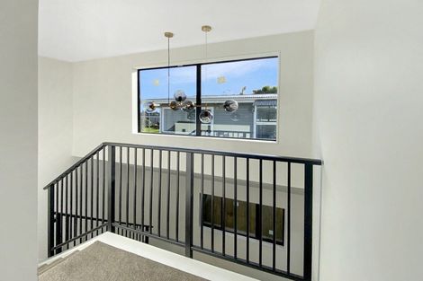 Photo of property in 10 Carole Crescent, Pakuranga, Auckland, 2010