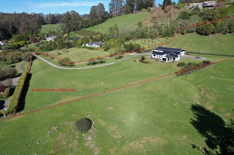 Photo of property in 28 Te Moenga Park, Acacia Bay, Taupo, 3330