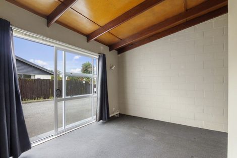 Photo of property in 2/17 Brake Street, Upper Riccarton, Christchurch, 8041